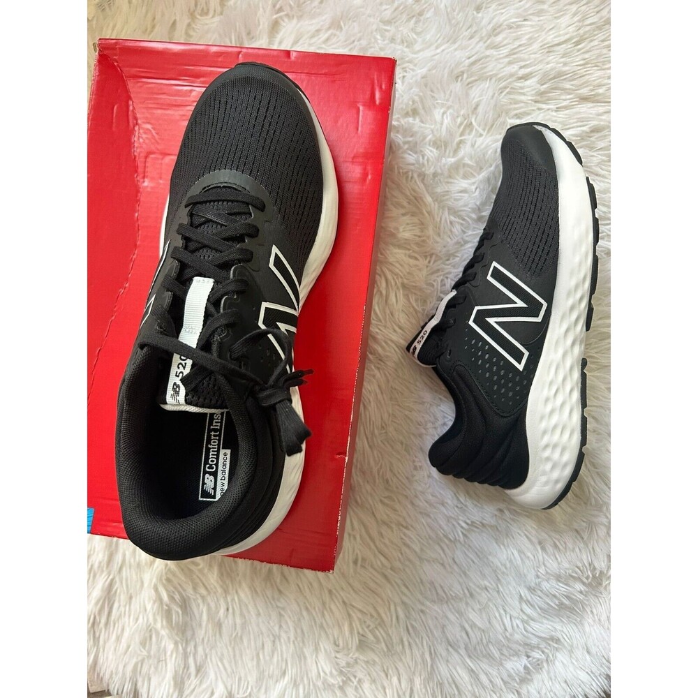 New Balance Size 11 Women’s Black W520LK7 running shoes
